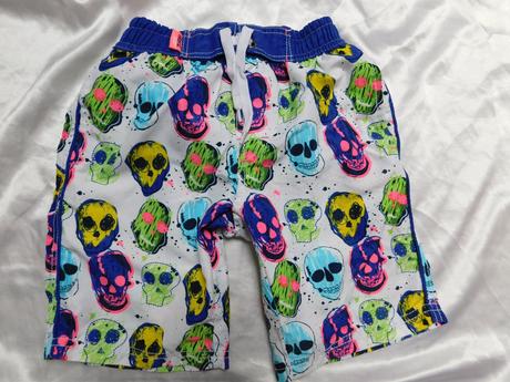 Kvalitne kratasy, rebel,110