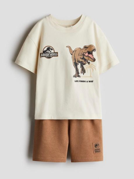 Kraťasy + tričko jurassic world, h&m,140