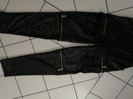 Kozenkove nohavice kapsace, s