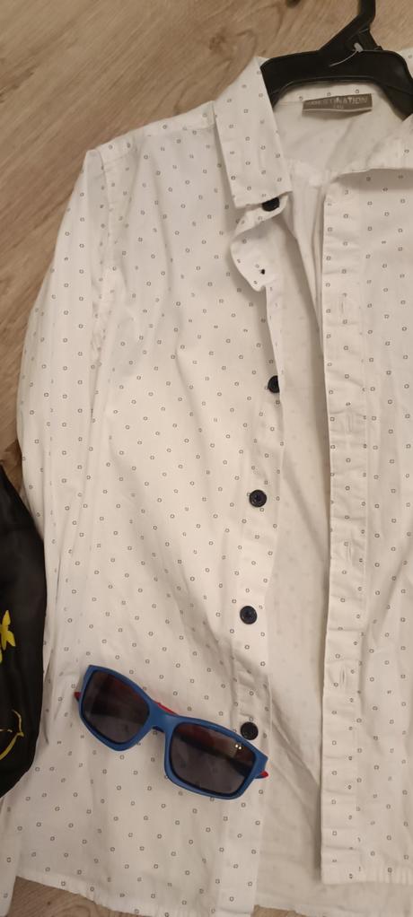 Oblečenie veľkosť 134/140+ruksak a slnečné okuliar, 122–134