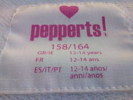 Biely pulóver, pepperts,158