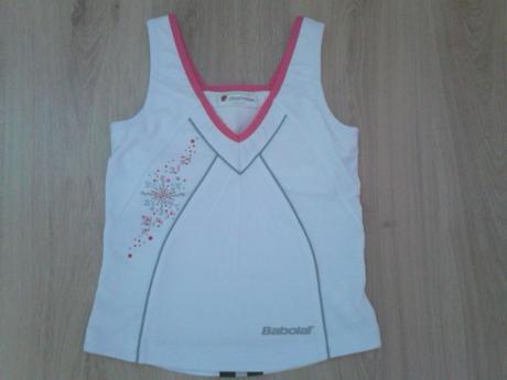 Nenosene sportove tielko so vsitou podprsenkou, 152