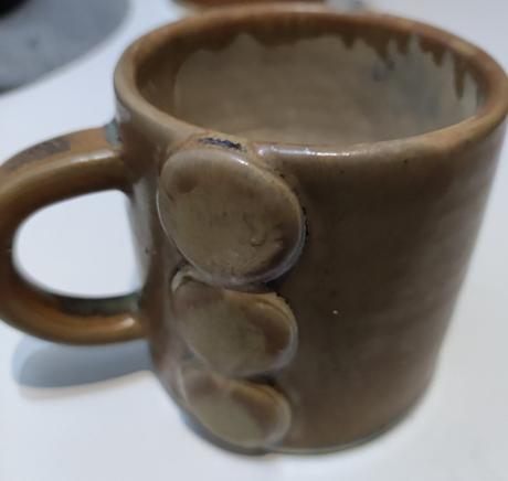 Krásny hrnček hadmande, 