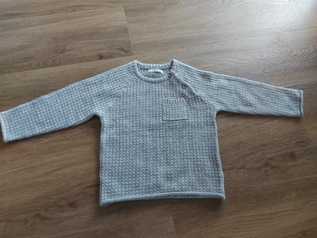 Svetrik, reserved,86