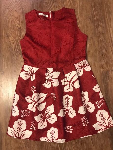 Krásne šaty, s / xs