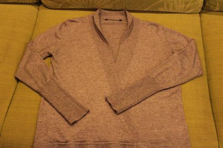 Zaujímavý sveter-pulóver s/m, s