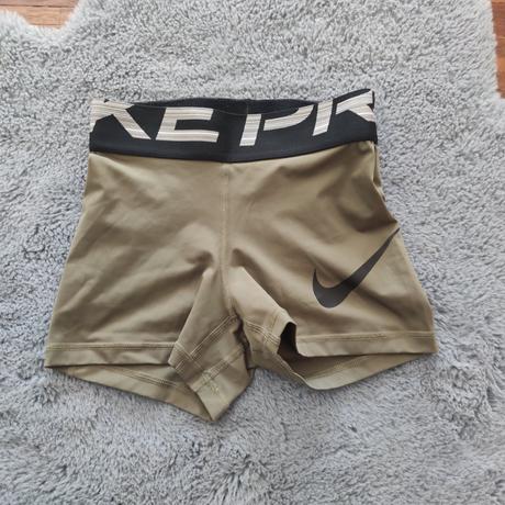 Kraťasy nike pro, nike,xs