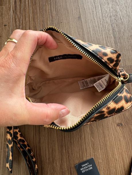 Nova kabelka, s dopor. poštou, marks & spencer