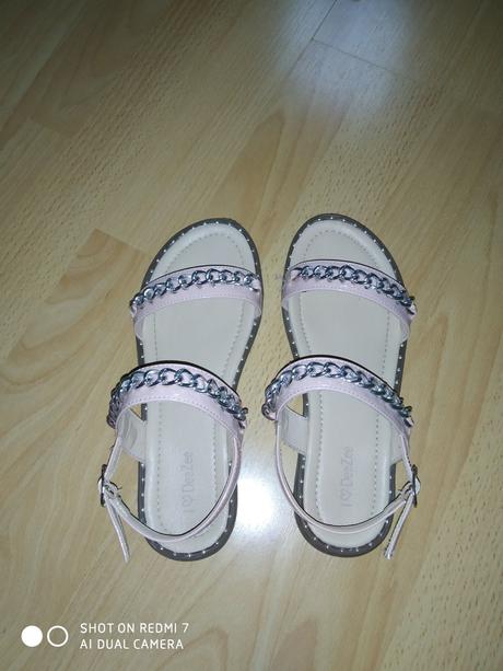 Sandálky, 36