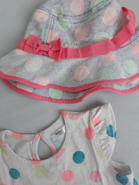 Šaty a klobúk 92, baby,92