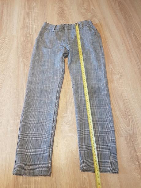 Elegantne nohavice 134/140, 134