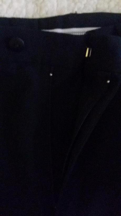 Spoločenské nohavice, 48