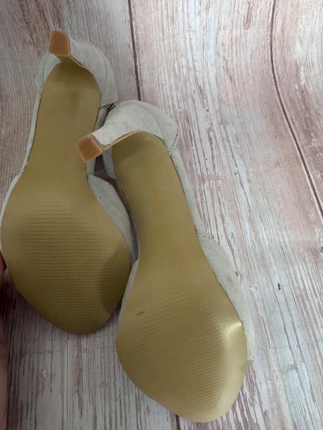 Sivé sandálky veľ 37, 37