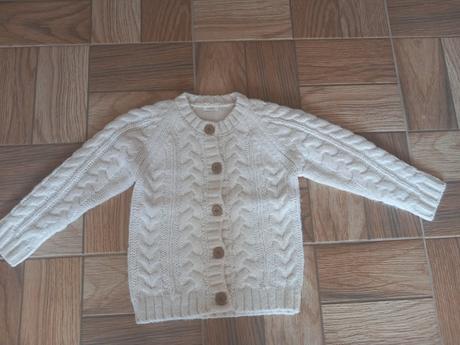 Sveter next, next,104