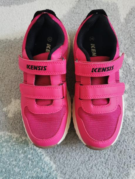 Botasky kensis, 34