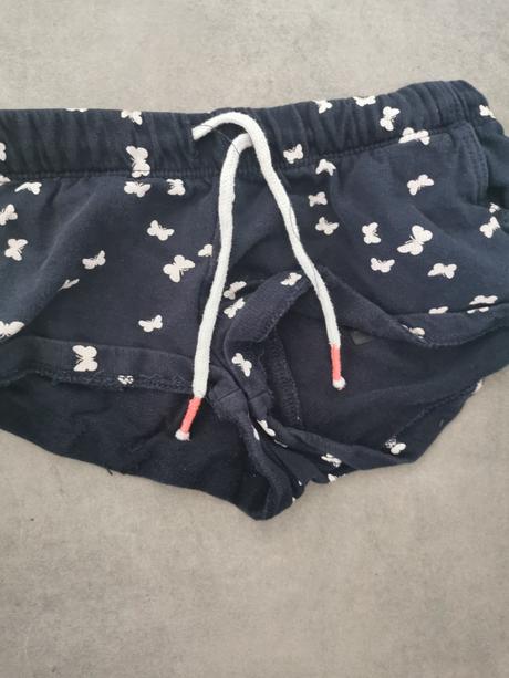 Šortky, h&m,92