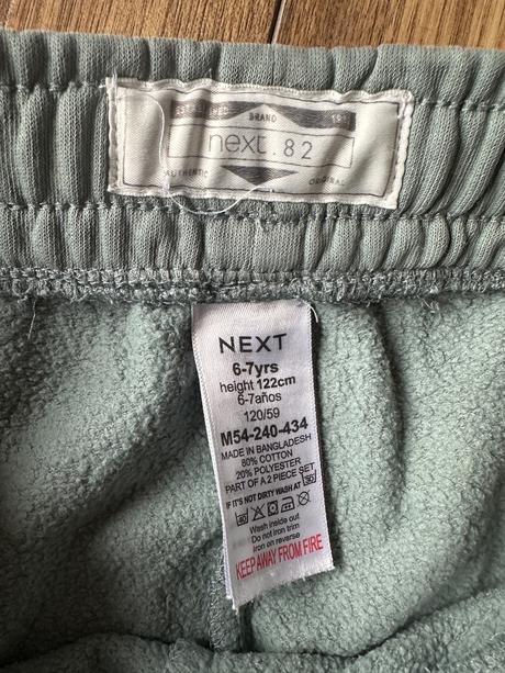 Tepláky next, next,122