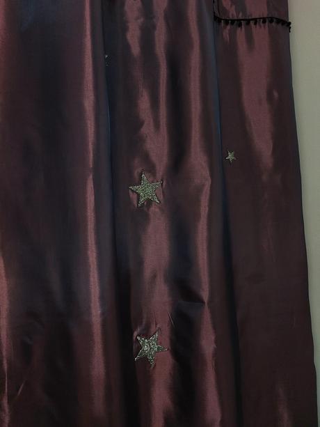 Záves pre dievčatá, 