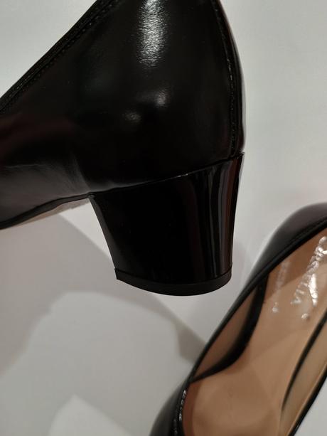 Dámske kožené lodičky 17010056 b, 37