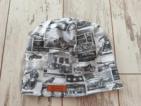 Chlapčenská úpletová čiapka s motorkami, 104 / 122