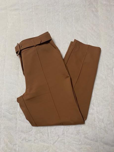 Hrubšie elastické nohavice škoricovej farby, l / m