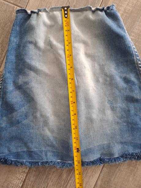 Šitá rifľova sukňa, 116