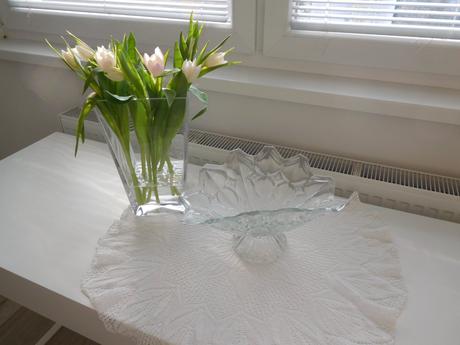 Lisovaná krásna misa v top top stave,, 