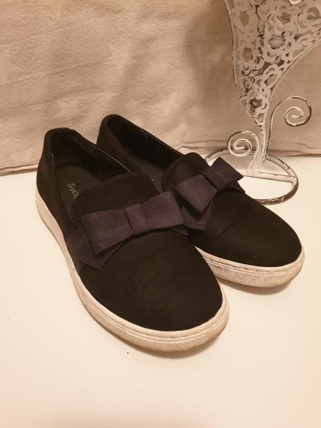 Slip on, 31
