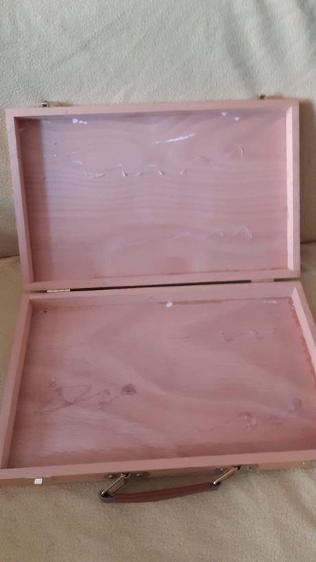 Predám drevený kufrík na maĺovacie potreby., 