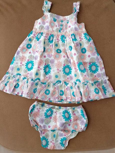 Letné šatky + nohavičky na plienku, marks & spencer,86