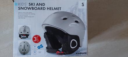 Lyžiarska prilba, s