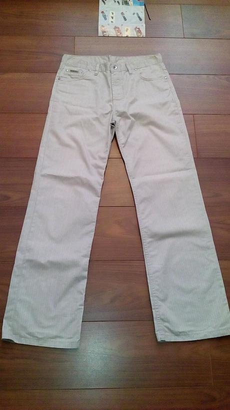 Béžové nohavice, m
