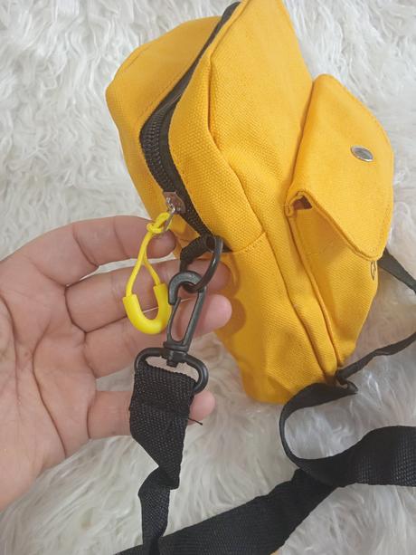 Kabelka s otvorom na slúchadlá, 