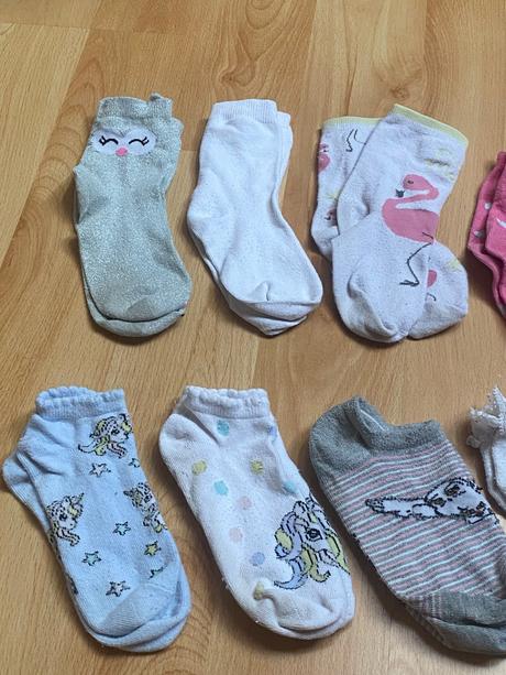 Dievčenské ponožky, 28