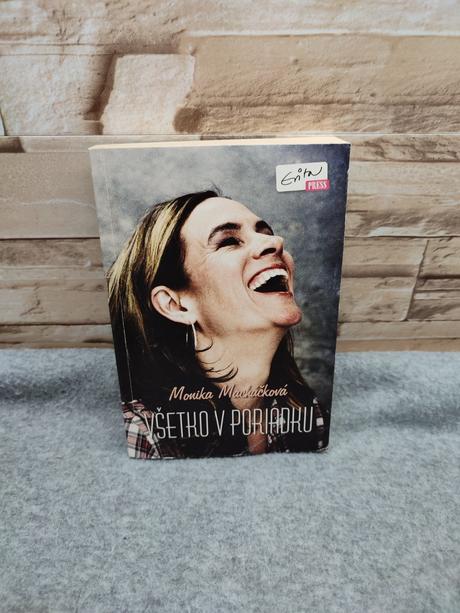 Všetko v poriadku - monika macháčková,