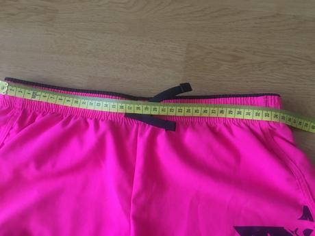 Športové šortky, 158