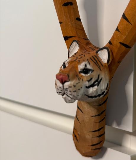 Vyrezávaný prak tiger, 