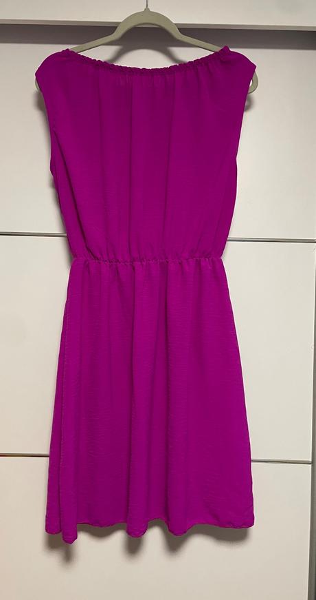 Predám úplné nové cyklámenové šaty, 