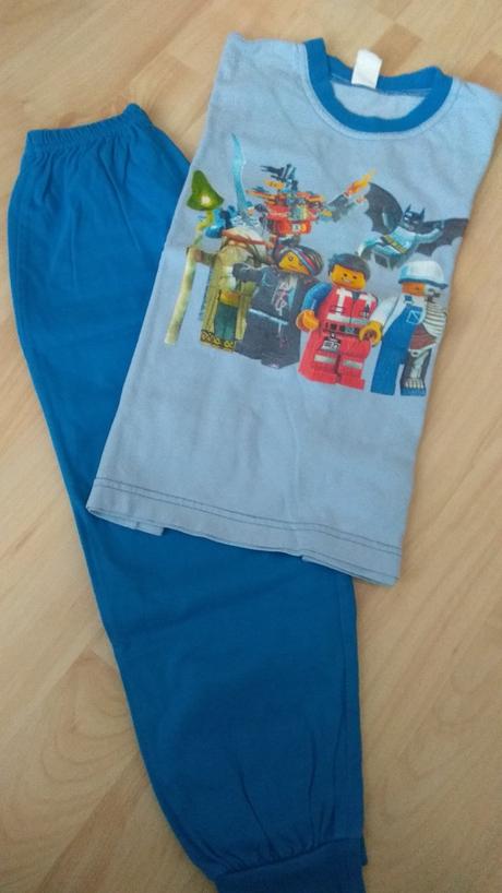 Balík oblečenia, 104–116