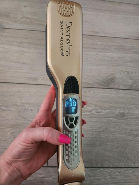 Profesionálna parná žehlička demeliss,