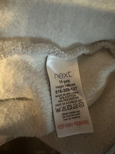 Mikina next, next,140