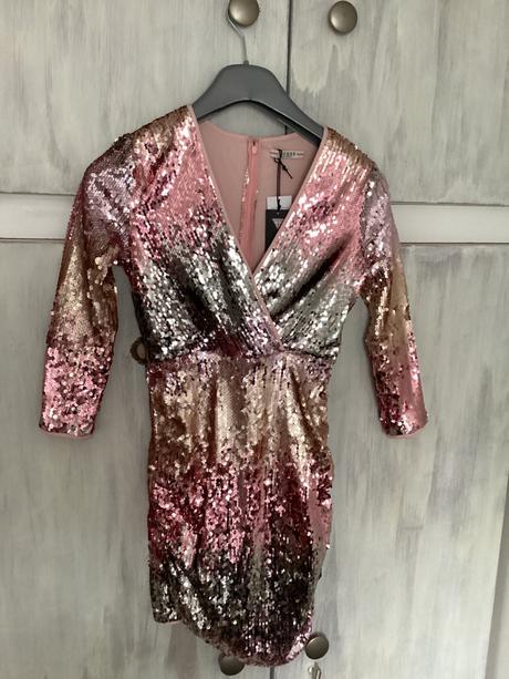 Flitrované šaty, guess,xs