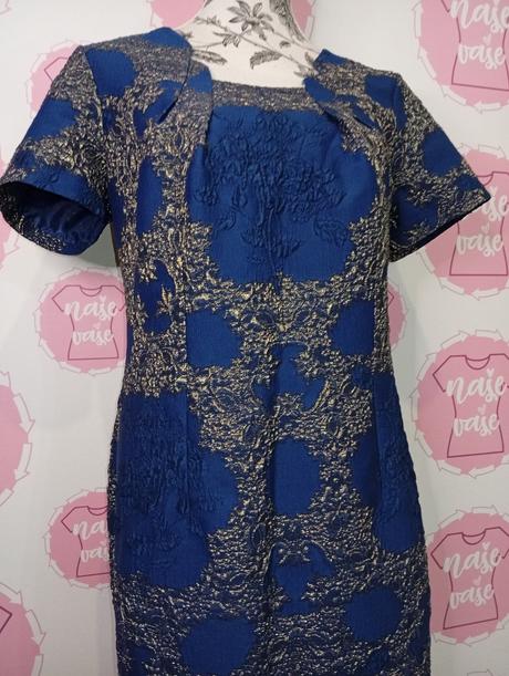 Spoločenské šaty, 42