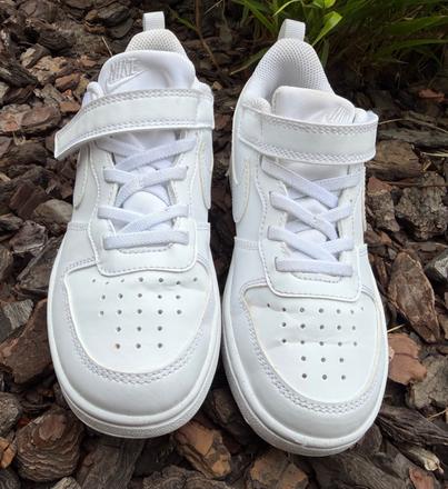 Biele tenisky, nike,33