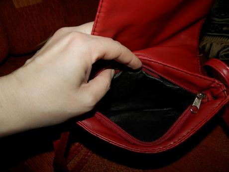 Crossbody malá červená kabelka,