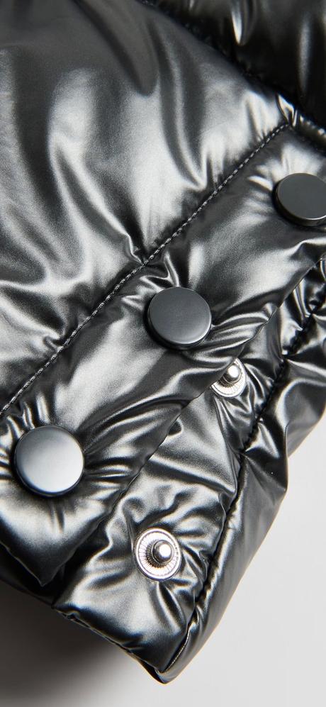 Prešívaná metalická bunda s kapucňou reserved, reserved,116 / 122