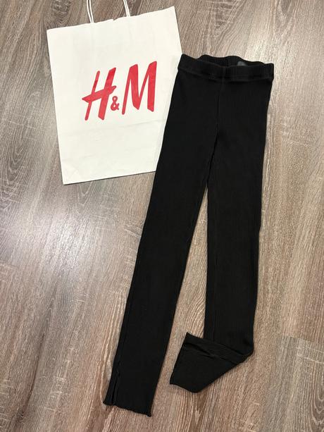 H&m čierne vrubkovane leginy na 9-10 rokov, h&m,140
