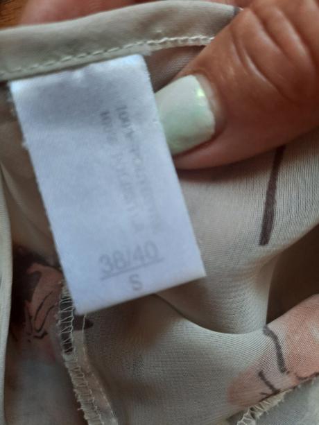 Dámska nočná košeľa, 38