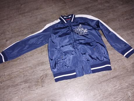 Prechodná bunda, 128