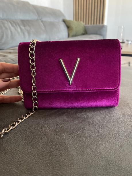 Valentino kabelka, valentino